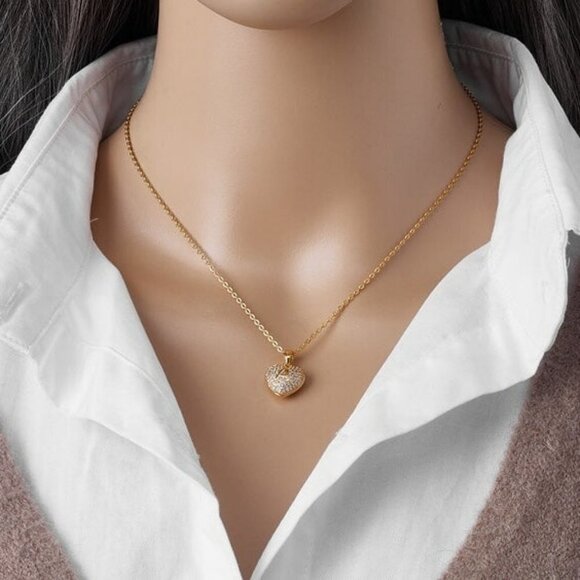 Jewelry - Heart Pendant Necklace